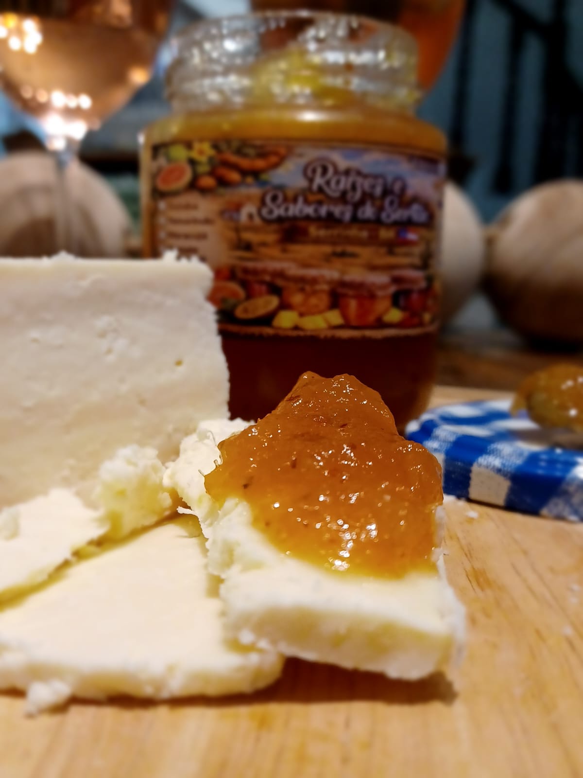 Potes de geleia artesanal Raízes e Sabores do Sertão